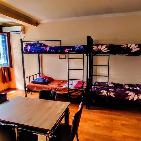 Masala Hostel Batumi Ngoại thất bức ảnh