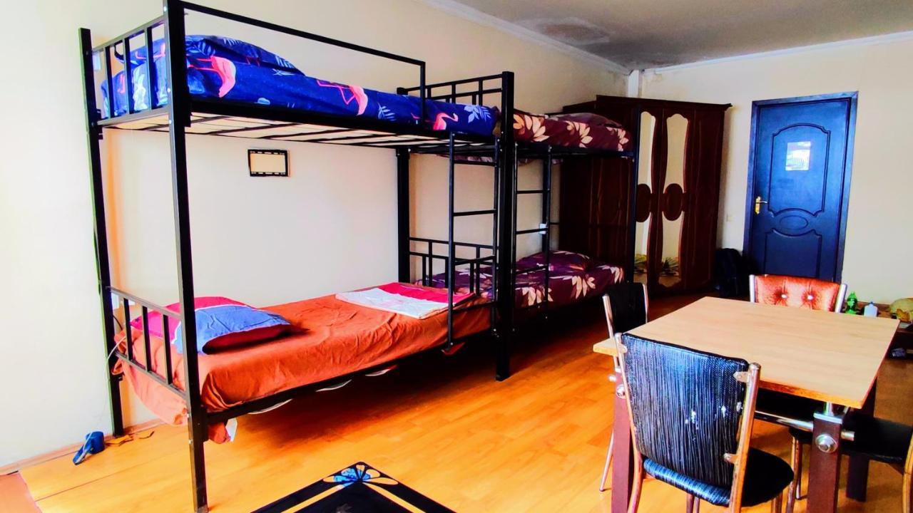 Masala Hostel Batumi Ngoại thất bức ảnh